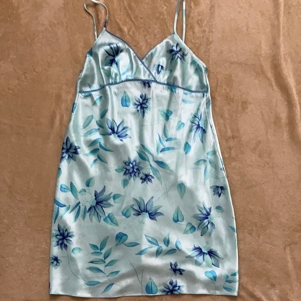 Silky lingerie nightgown💙